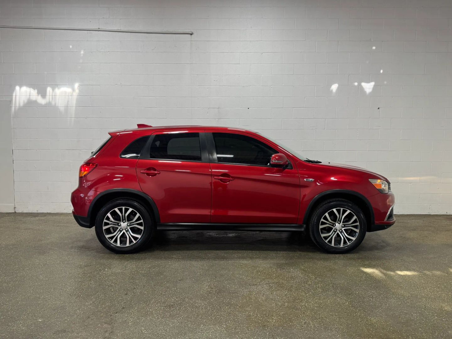 mitsubishi outlander sport 2018 JA4AP3AU7JZ004718 image mitsubishi outlander sport 2018 JA4AP3AU7JZ004718 image